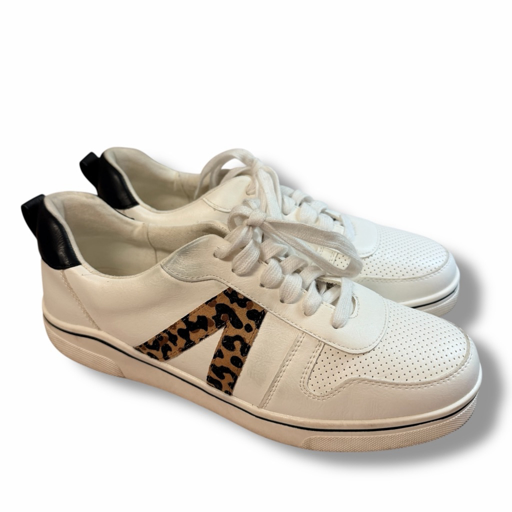 MIA White Leopard Accent Sneakers Women’s Size 10 Casual Low Top Lace Up